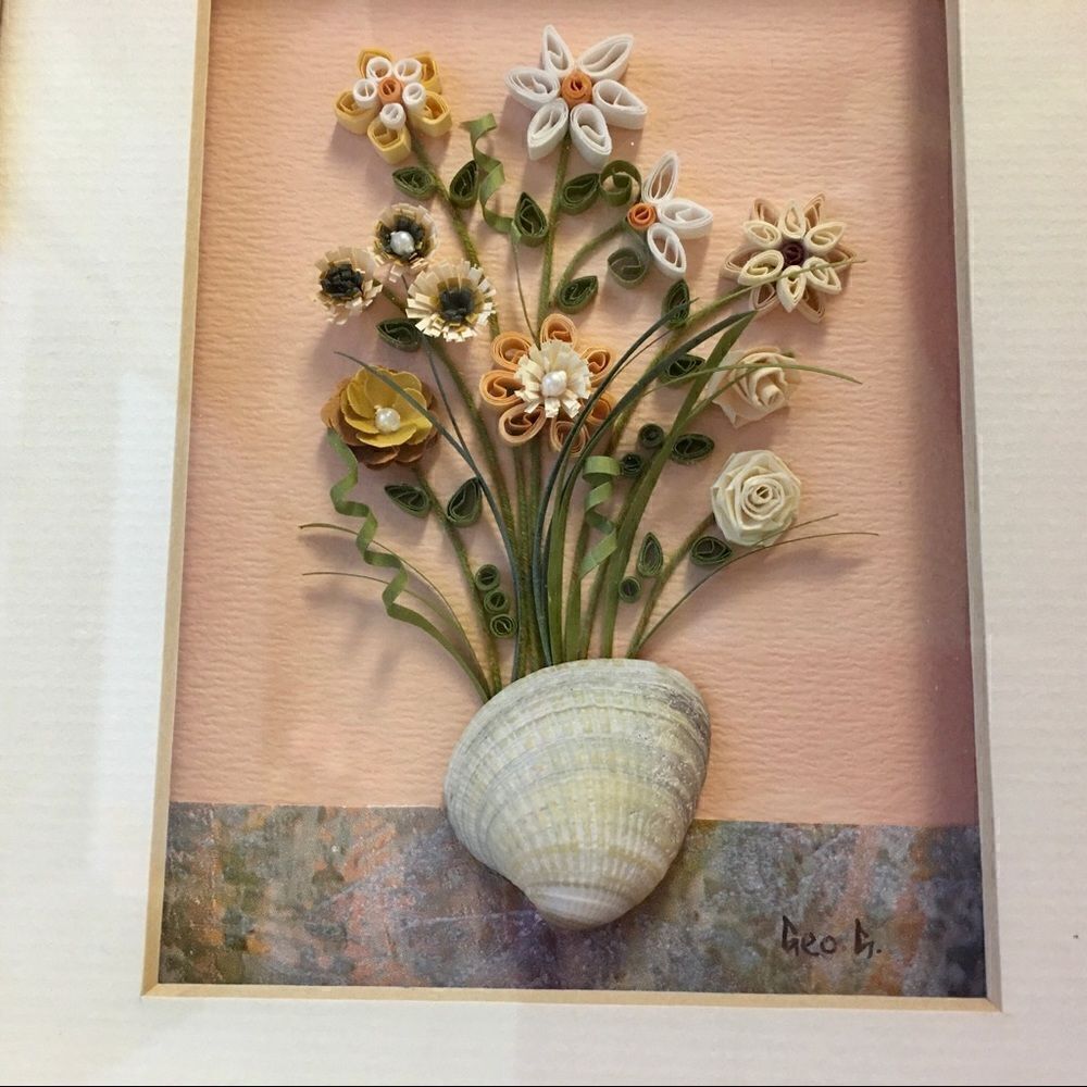 Quill Art Set Artist Signed Floral Shell Motif in Shadow Box - Picture 11 of 16